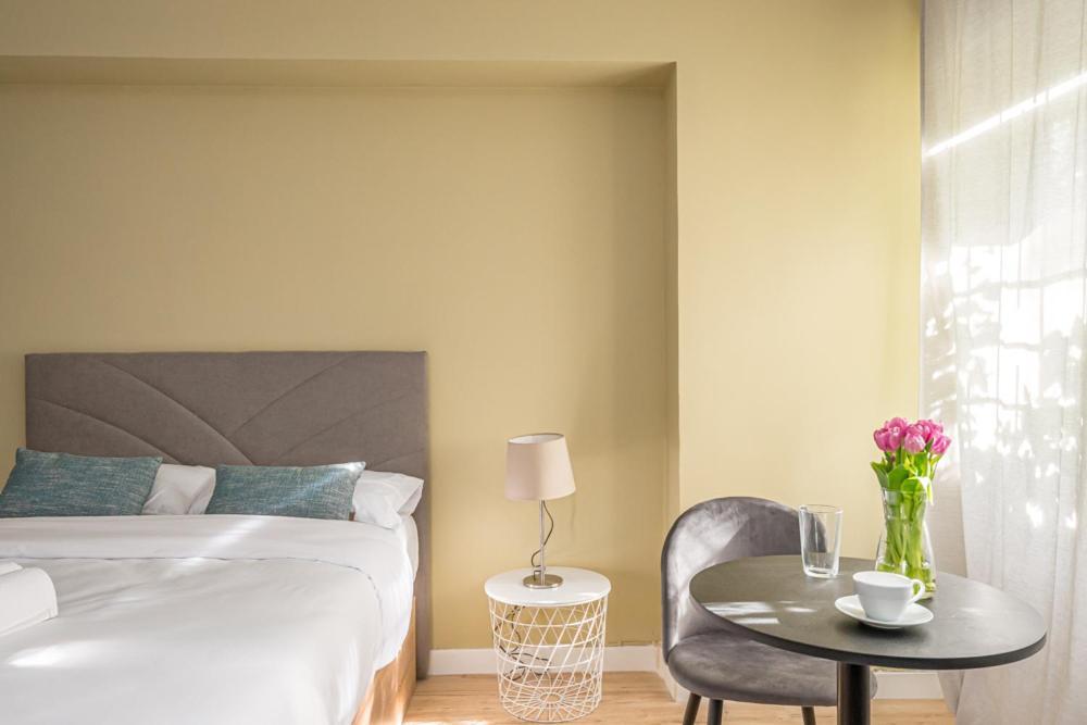 Madrid Rio Rooms Ngoại thất bức ảnh