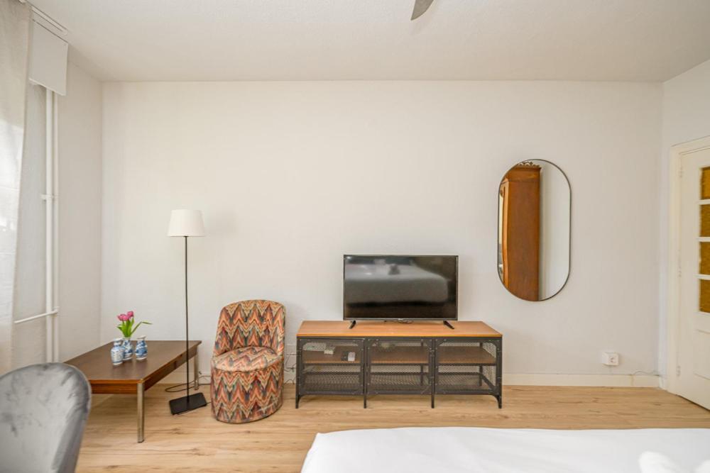 Madrid Rio Rooms Ngoại thất bức ảnh