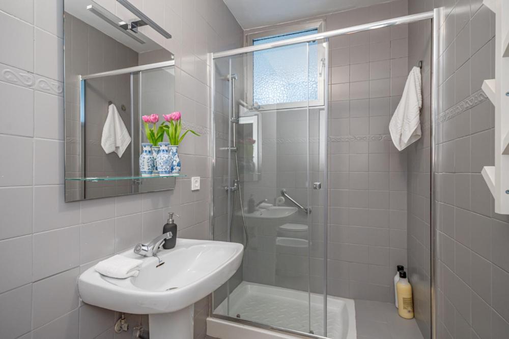 Madrid Rio Rooms Ngoại thất bức ảnh