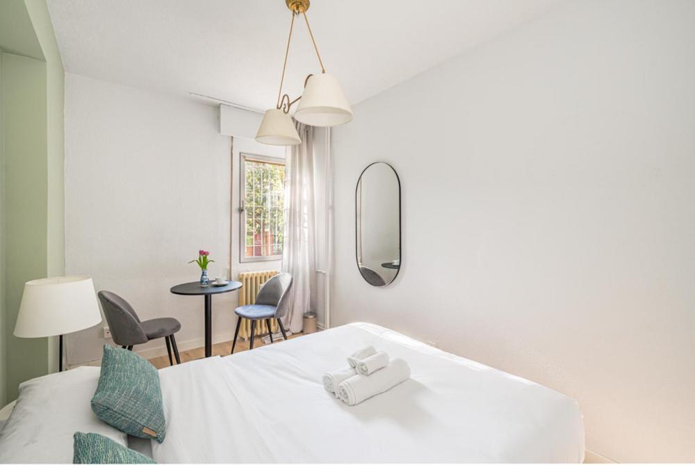 Madrid Rio Rooms Ngoại thất bức ảnh